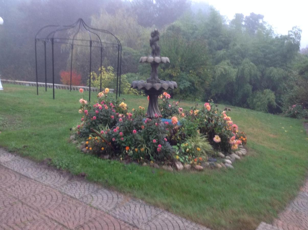 Domaine De La Provencale Bed & Breakfast Saint-Didier-de-la-Tour Eksteriør bilde