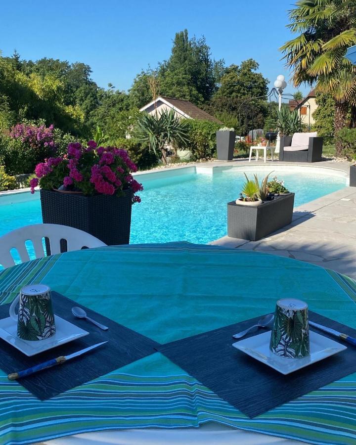 Domaine De La Provencale Bed & Breakfast Saint-Didier-de-la-Tour Eksteriør bilde